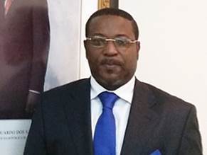 jose-andrade-lemos-angola-embaixador